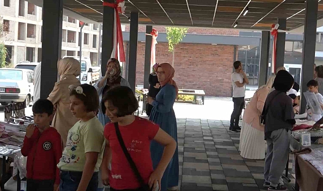 ‘Maharetli Eller’ çarşısı açıldı