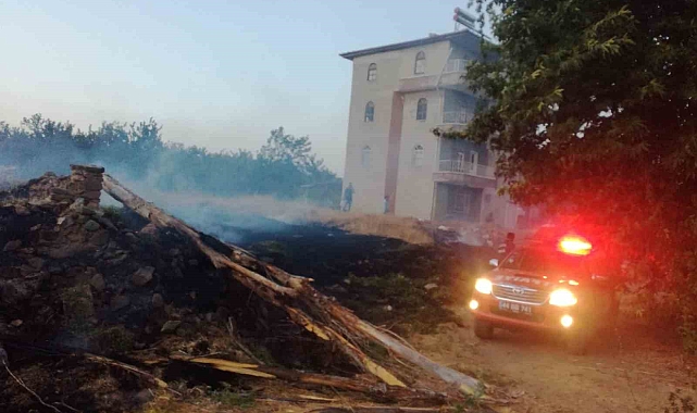 Malatya'da anız yangını büyümeden söndürüldü