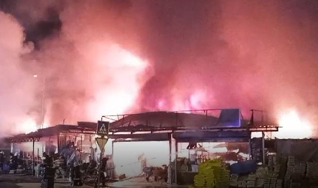 Malatya'da konteyner çarşıda yangın