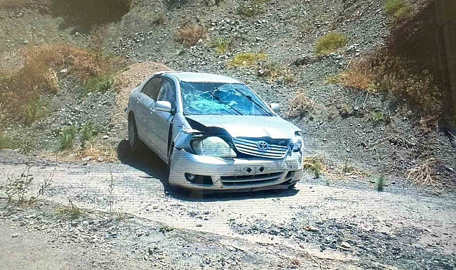 Malatya'da otomobil su kanalına düştü: 3 yaralı