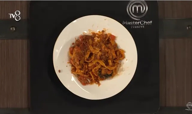 Masterchef Bolonez Soslu Tagliatelle nasıl yapılır?