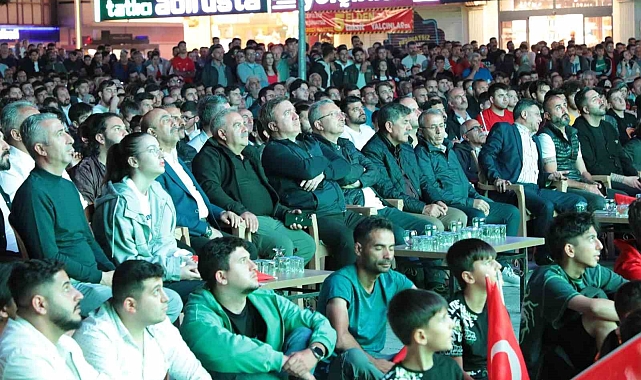 Milli Takım Maçı Erzincan'da coşkuyla izlendi