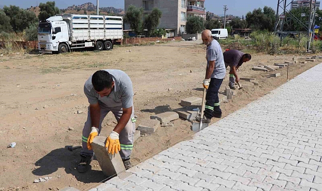 Nazilli Belediyesi Yıldıztepe Mahallesi’ndeki yol çalışmalarını tammalıyor