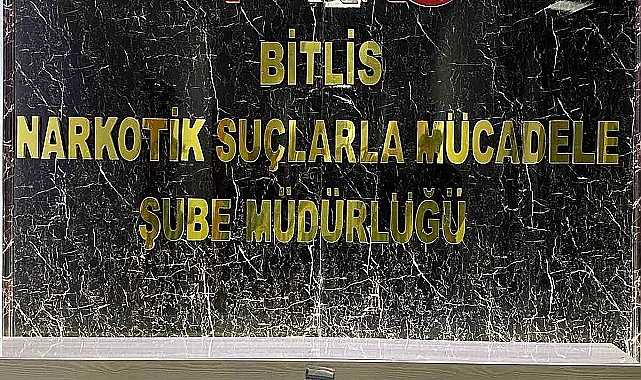 Polisten uyuşturucu tacirlerine darbe