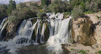 Şelaleye hafta sonu yoğun ilgi