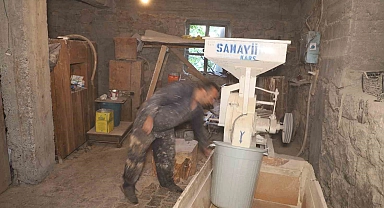 Son değirmenci 21. Yüzyılı teknolojisiyle yarışıyor