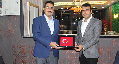 Tayini çıkan Hamur Kaymakamı Yıldırım’a veda yemeği