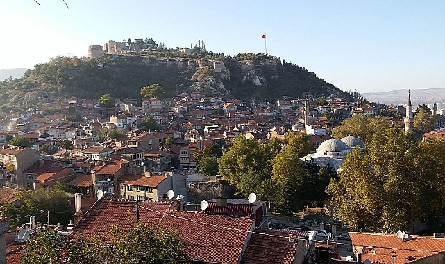 TÜİK açıkladı işte Kütahya’nın nüfus dağılımı: kaç kişi yaşıyor, kaçı erkek, kaçı kadın?