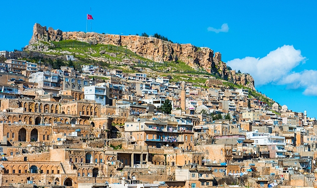 TÜİK açıkladı işte Mardin’in nüfus dağılımı: kaç kişi yaşıyor, kaçı erkek, kaçı kadın?