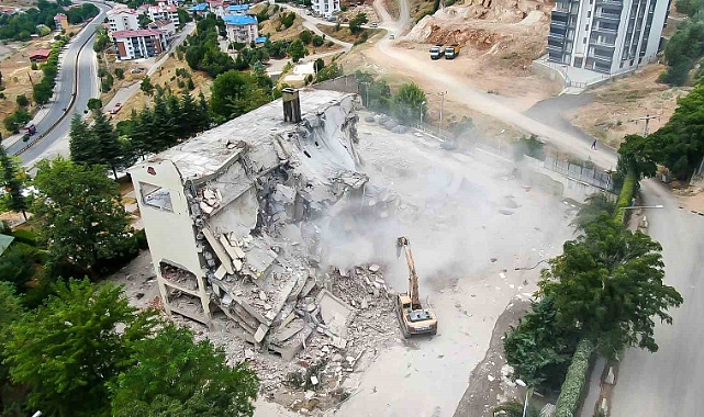 Tunceli’de polisevinin yıkımı gerçekleşti