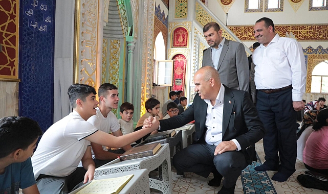 Vali Koç, Ağrı’daki Kur'an Kurslarını ziyaret etti
