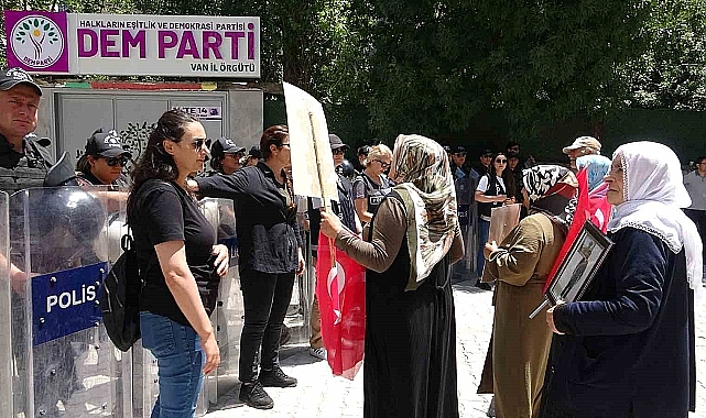 Van'da evlat nöbeti 84'üncü haftada
