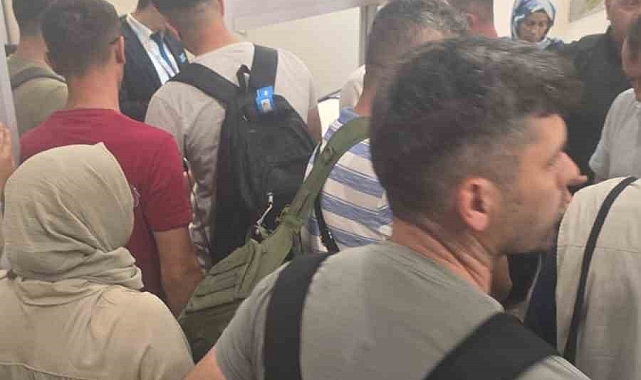 Yolculardan AJet'e tepki