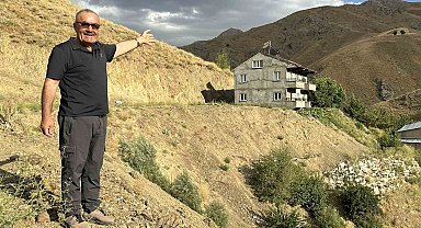 10 yıldır elektriğini kendisi üretiyor! Köyde ailesiyle tek başına yaşıyor