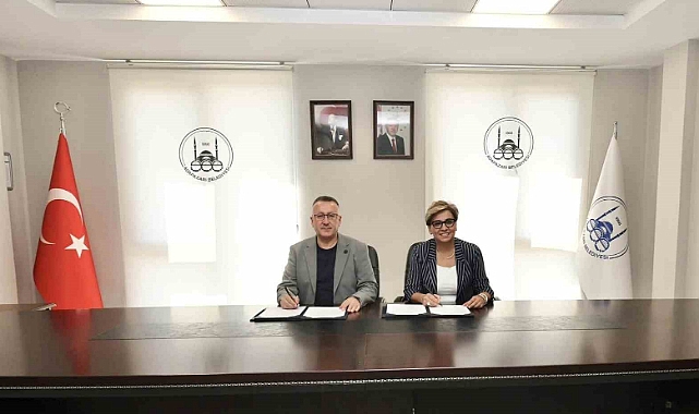Adapazarı Belediyesi Baro’nun adli yardım protokolünü imzaladı