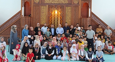 Ağrı'da Kur'an Kursu Öğrencileri Arasında Yarışma Düzenlendi