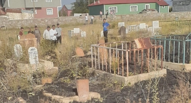 Ağrı’da mezarlıkta çıkan yangın korkuttu