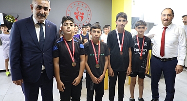 Ağrı’da Zafer Bayramı satranç turnuvası düzenlendi