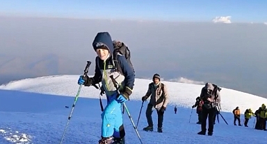 (Videolu Haber) Ağrı Dağı her mevsim misafirlerini ağırlıyor