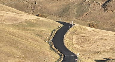 Ağrı’nın kırsal altyapısı güçleniyor