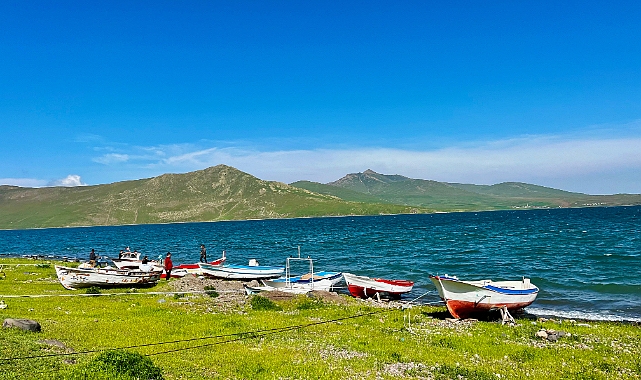 Ağrı'nın saklı cenneti Balık Gölü'nün kendine hayran bırakan güzelliği