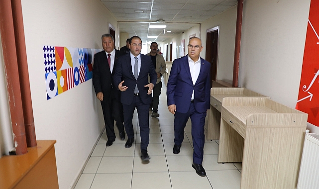 Ağrı Valisi Koç, KYK yurtlarında incelemelerde bulundu