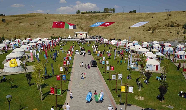 Ahlat’taki Malazgirt kutlamaları coşkuyla devam ediyor