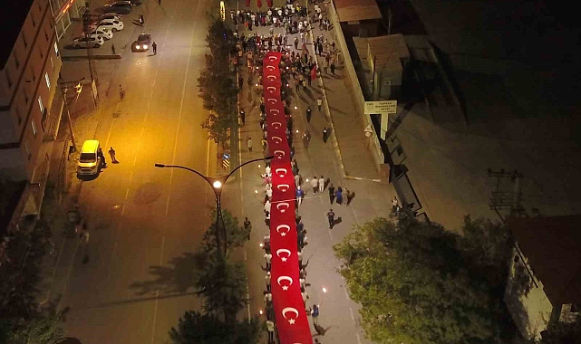 Ahlat'ta Milli Birlik Yürüyüşü