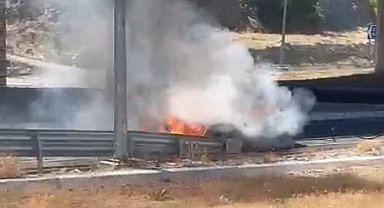 Alev topuna dönen araç korkuttu