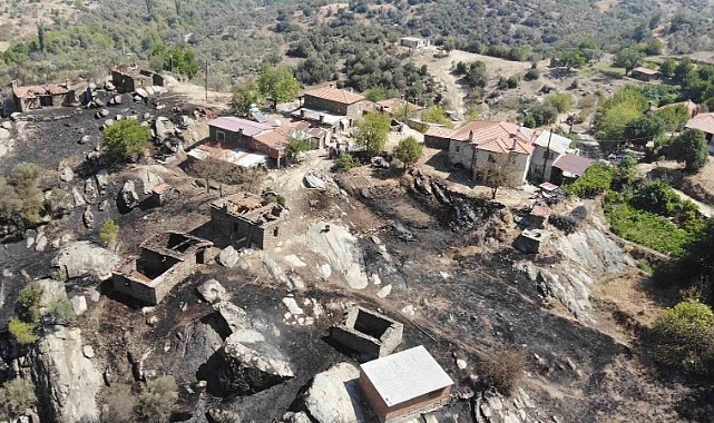 Alevlerle mücadele eden vatandaş Koca: “Evlerimizi zor kurtardık”
