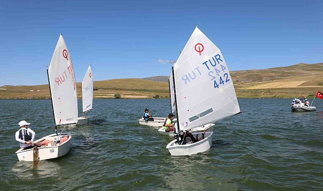 Anadolu Yelken Ligi 1. Ayak Kars Optimist Yarışı sona erdi