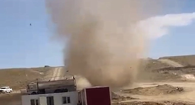 Aniden Çıkan Hortum Korkuttu!