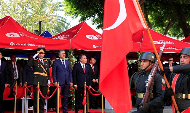 Antalya’da 30 Ağustos coşkusu yaşandı