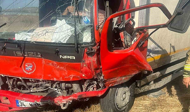 Arnavutköy’de hatalı sollama kazası: 3 yaralı