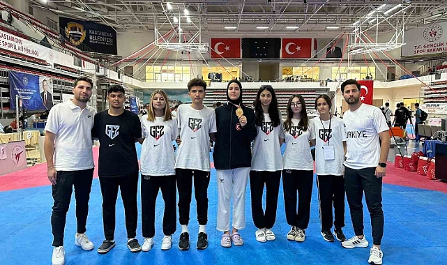 Aydınlı Elifnaz, Türkiye Şampiyonu oldu