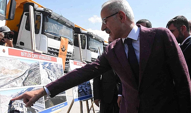 Bakan Uraloğlu: "40 dakikalık yol 5 dakikaya düşecek"