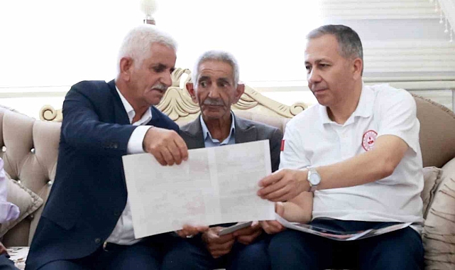Bakan Yerlikaya 35 yıl önce 28 şehit veren Aykut ailesini ziyaret etti