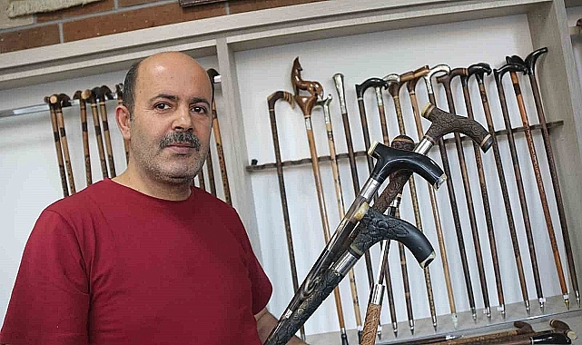 Bitlis'te yapılan bastonlar Malazgirt kutlamalarına hazırlanıyor