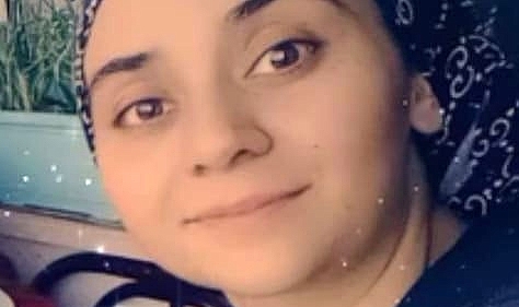 Boşanma aşamasındaki kocası tarafından ayaklarından vuruldu