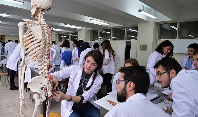 BUÜ’ye 81 ilden öğrenci geldi