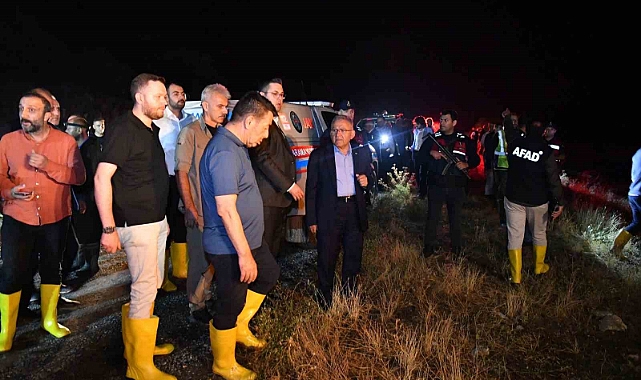 Büyükşehir, Bünyan’daki sel felaketinde 24 iş makinesi ve 71 personel ile görev aldı