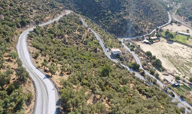 Çerçioğlu Söke’nin dört bir yanında yol yapım çalışmalarına devam ediyor