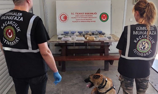 Çeşme Gümrük Muhafaza’dan tarihi uyuşturucu operasyonu