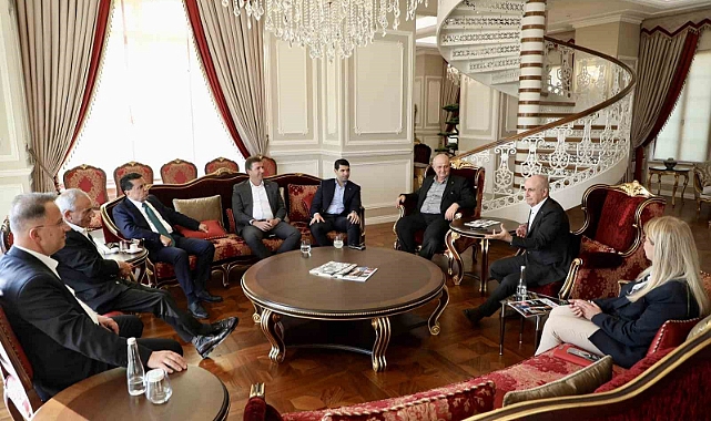 CHP’li 3’üncü bölge belediye başkanları Büyükçekmece’de buluştu