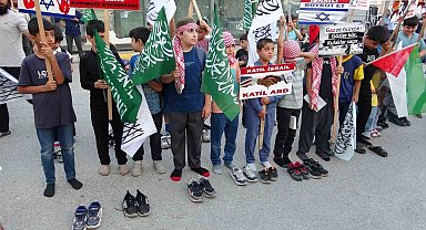 Çocuklar Gazze için yürüdü