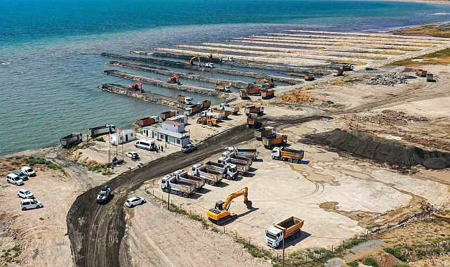 Dip çamuru temizliğinin iki etabı tamamlandı