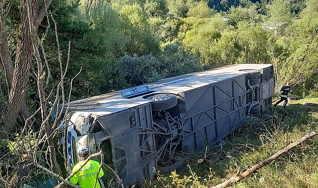 Erzincan'da Otobüs devrildi: 1 ölü, 41 yaralı