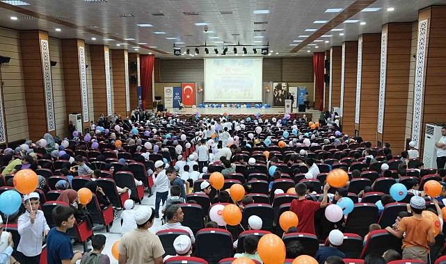 Erzincan'da 100. Yılda Çocuklarımızla 100 Şenlikte Buluşuyoruz etkinlikleri düzenlendi