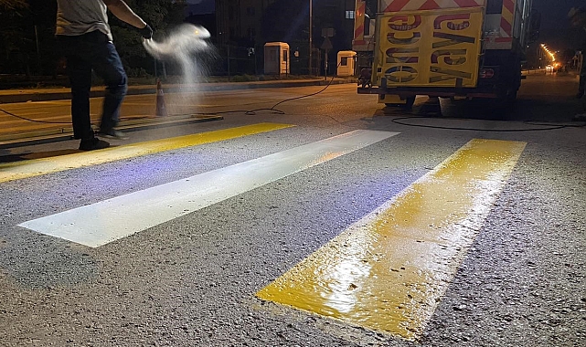 Erzincan'da  Yaya çizgileri boyanarak yenileniyor