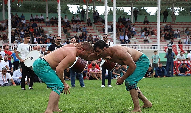 Erzurum'da Karakucak güreş festivali, Atatürk Üniversitesi ev sahipliğinde yapıldı